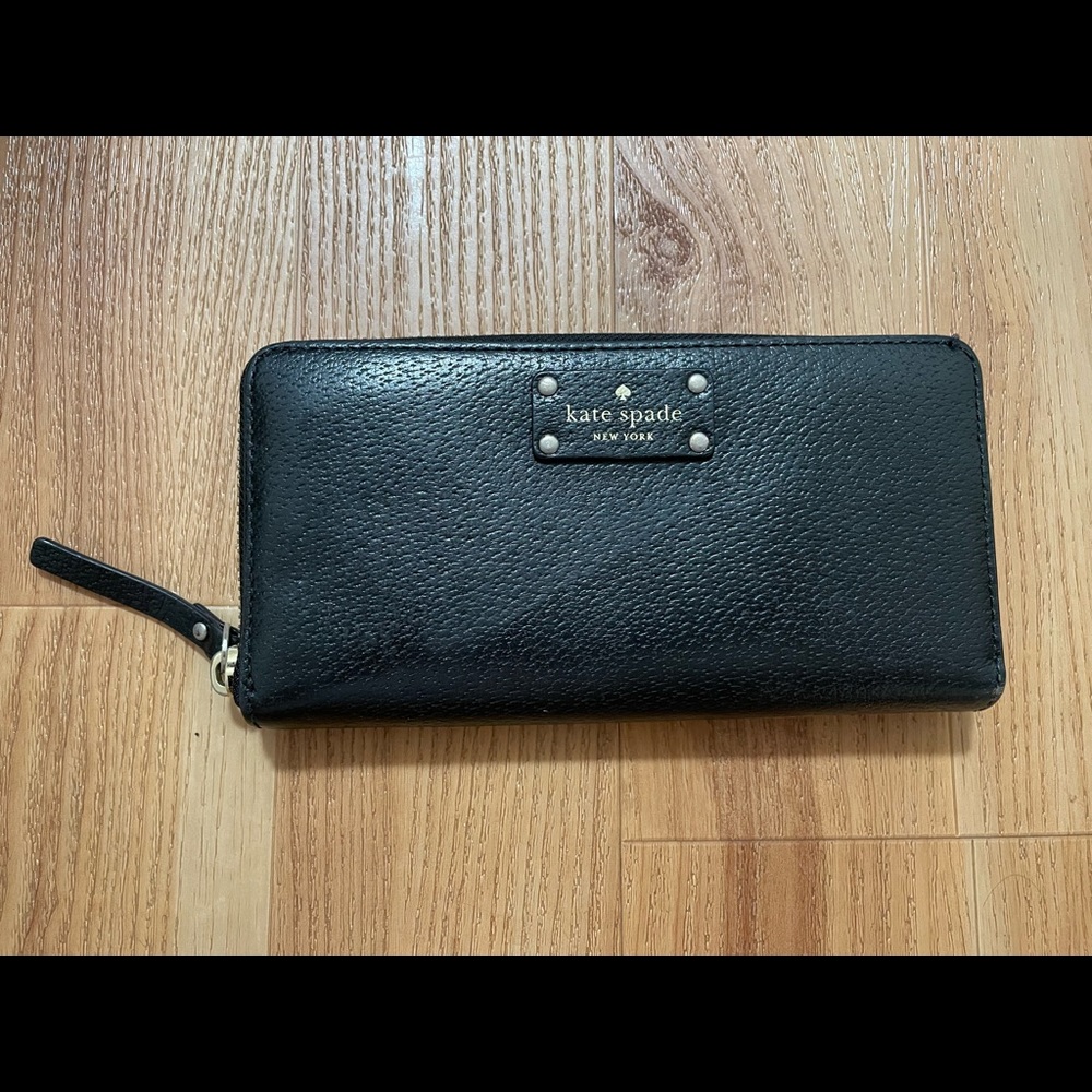 Black Kate Spade wallet